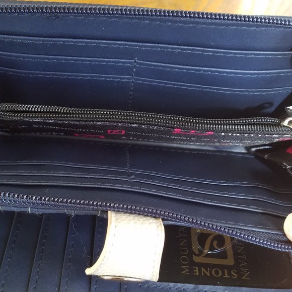 STONE MOUNTAIN LUDLOW LARGE ZIP AROUND WALLET - Picture 3 of 4